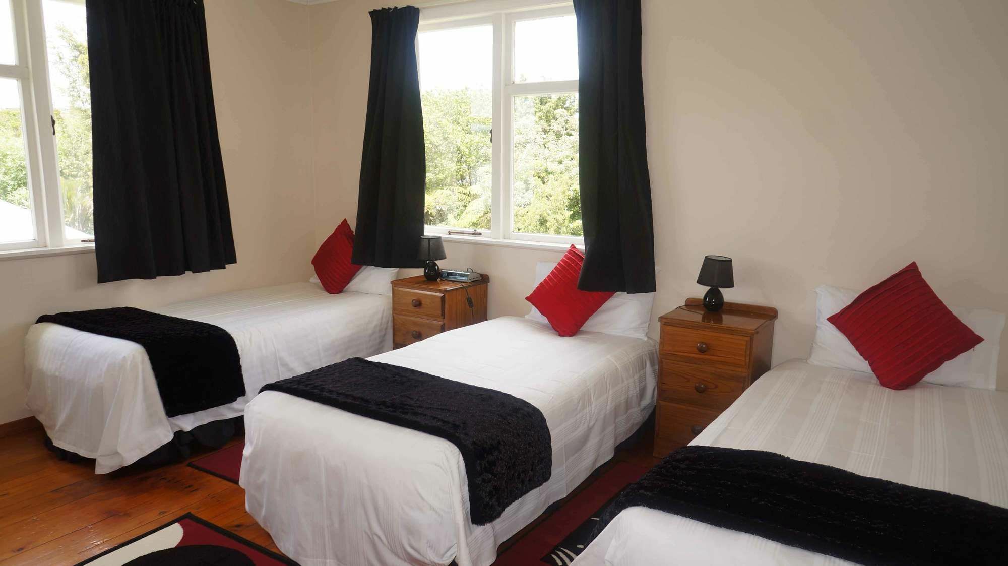 Cheviot Park Motor Lodge Уангарей Екстериор снимка